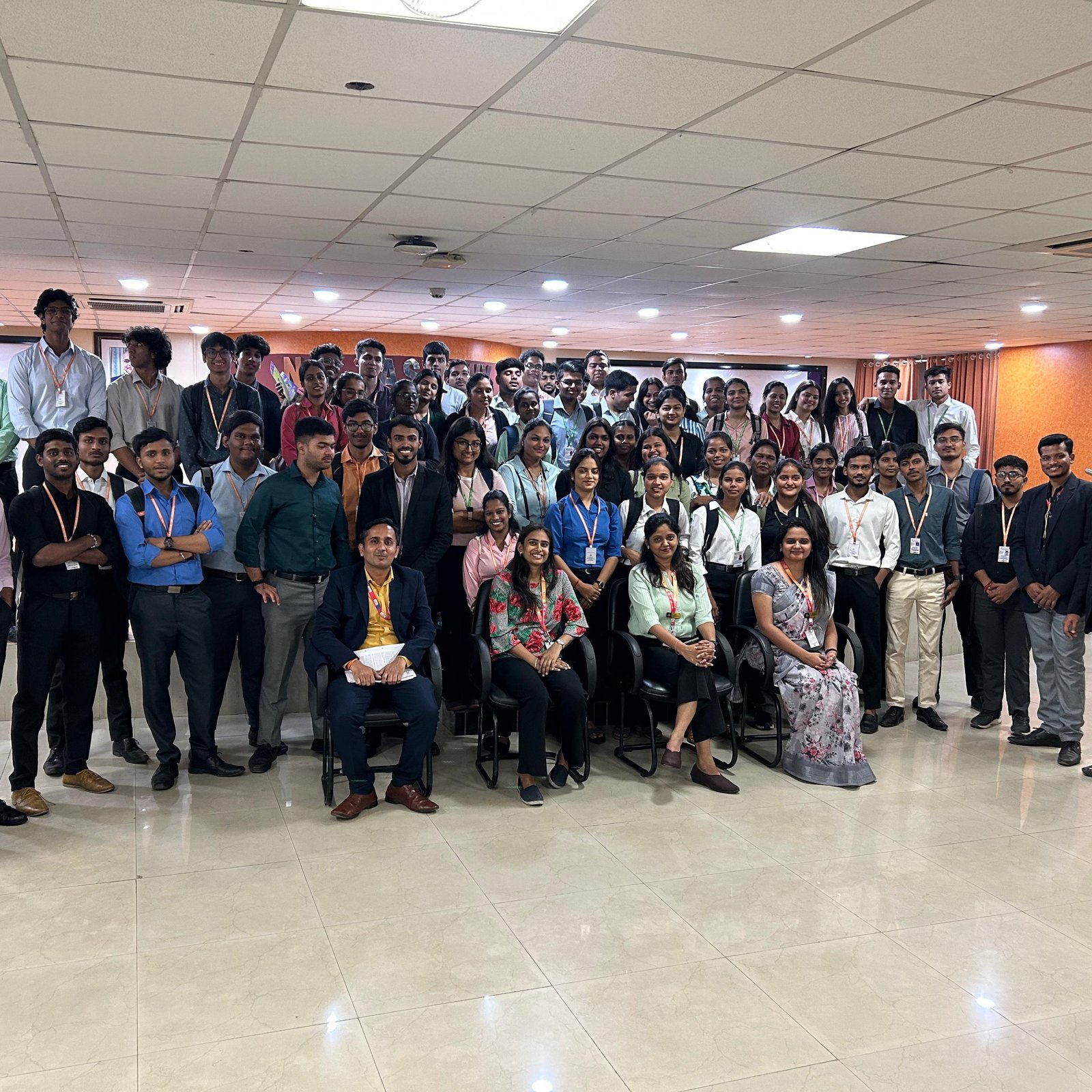 Guiding Future Leaders: Shaping Careers with Expert Insights in MBA/PGPM